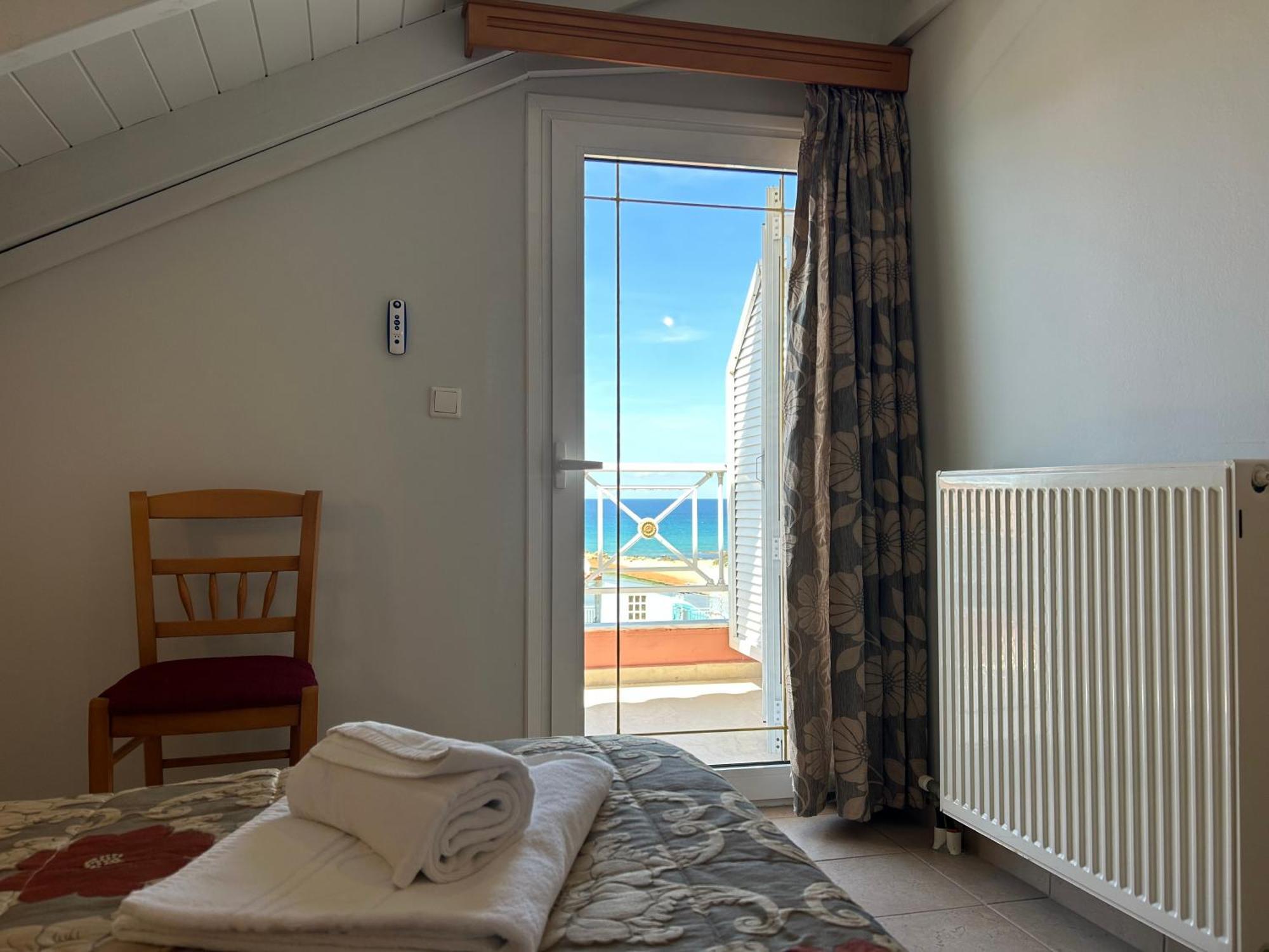 Brati II Beach Hotel Аркуди Экстерьер фото